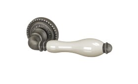 Ручка дверная ARMADILLO Silvia CL1 AS/LWP-109 Античное серебро/бежевый фарфор