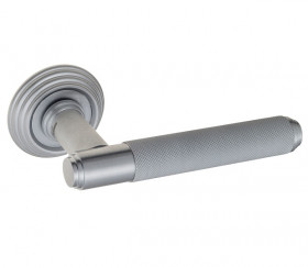 Ручка дверная Venezia EXA ZIG D8 матовый хром