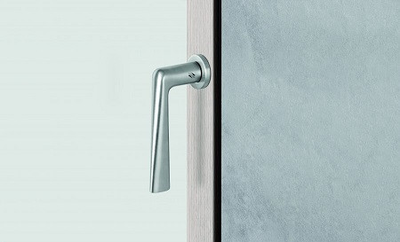 Ручка оконная COLOMBO Robotre CD92DK0/SM-CM матовый хром