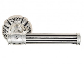 Ручка дверная Venezia IMPERO D5 натуральное серебро + черный