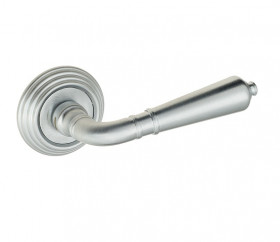 Ручка дверная Venezia VIGNOLE D8 матовый хром