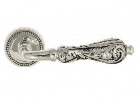 Ручка дверная Venezia MONTE CRISTO D3 натуральное серебро + черный