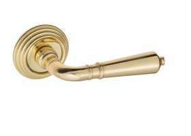 Ручка дверная Venezia VIGNOLE D8 полированная латунь