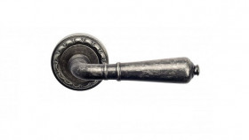 Ручка дверная Venezia VIGNOLE D2 античное серебро