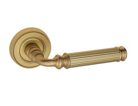 Ручка дверная Venezia MOSCA D6 французское золото
