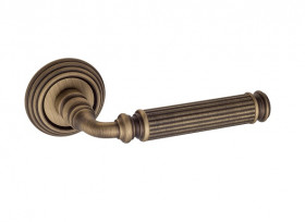 Ручка дверная Venezia MOSCA D8 матовая бронза