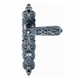 Ручка на планке ARCHIE GENESIS ARABESCO BL. SILVER OL черненое серебро под фиксатор