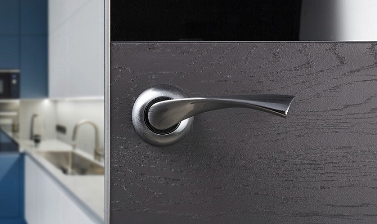 Ручка дверная ADDEN BAU Legend A123 Chrome Хром